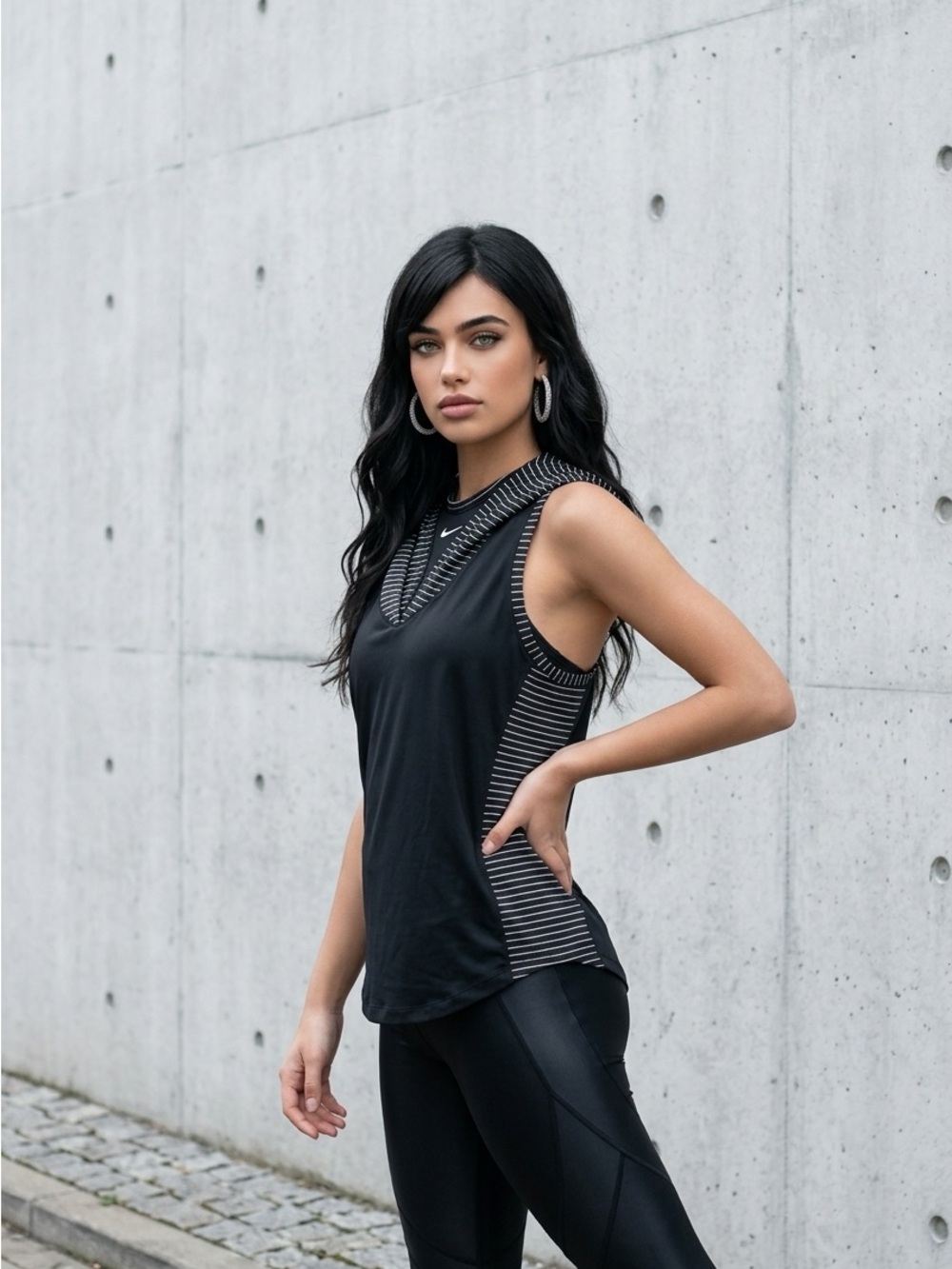 Nike Black Sleeveless Hooded Tank | Size Large | Athletic V-Neck